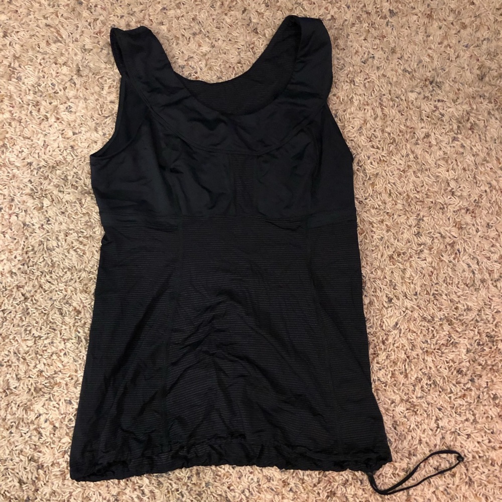 Lululemon Tank Top with synch at bottom